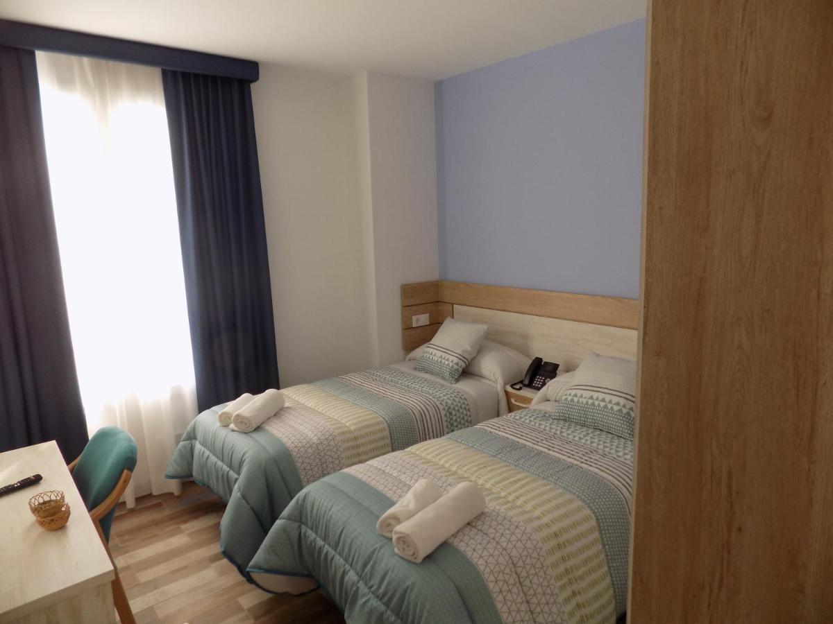 Hotel Rural Suenos Del Quijote มาดริเดฮอส ภายนอก รูปภาพ