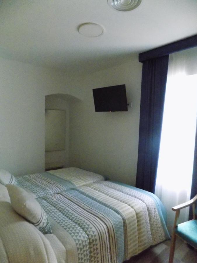 Hotel Rural Suenos Del Quijote มาดริเดฮอส ภายนอก รูปภาพ