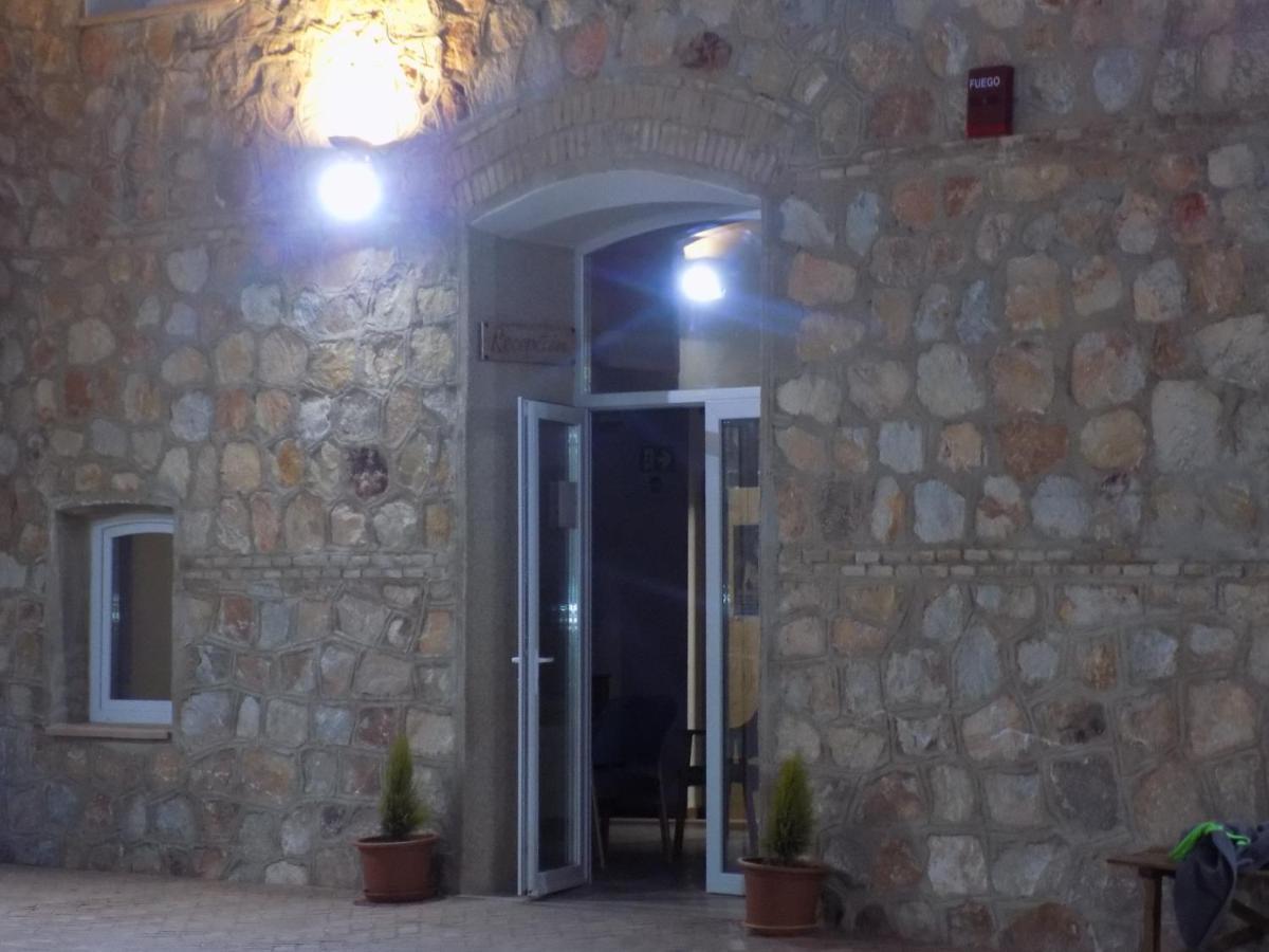 Hotel Rural Suenos Del Quijote มาดริเดฮอส ภายนอก รูปภาพ